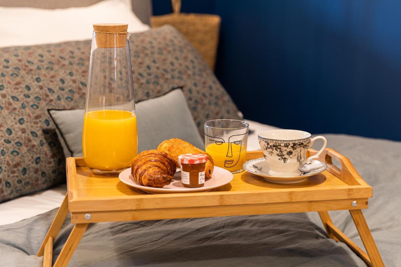 Host Inn Lyon - Hypercentre Vieux Лион Екстериор снимка
