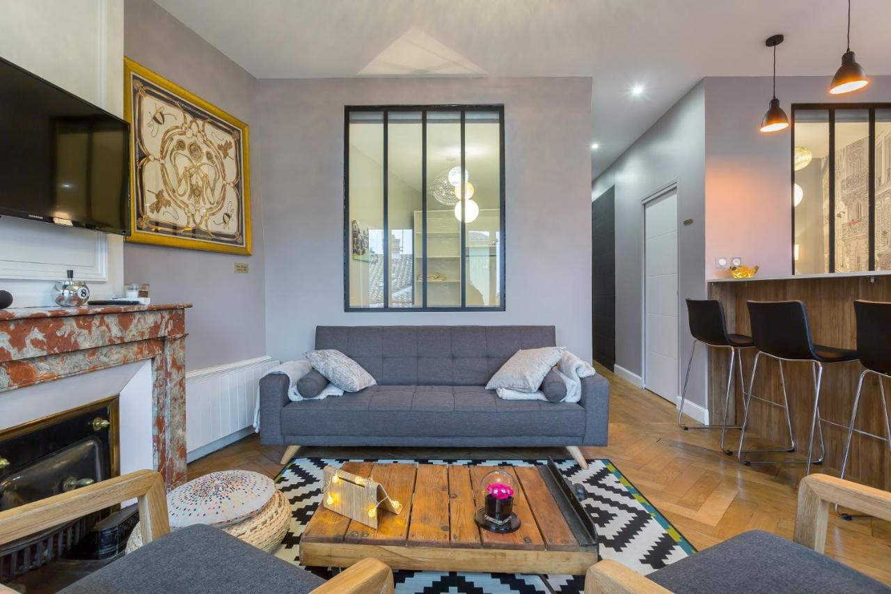 Host Inn Lyon - Hypercentre Vieux Лион Екстериор снимка