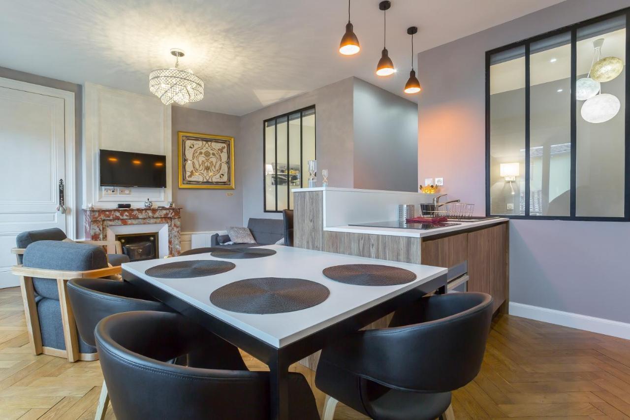 Host Inn Lyon - Hypercentre Vieux Лион Екстериор снимка